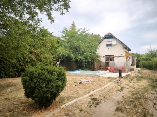 Eladó 145 m²-esüdülő Tóalmás, Peresdűlő: 38'900'000 Ft