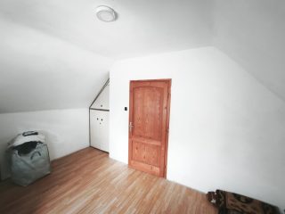 Eladó 145 m²-esüdülő Tóalmás, Peresdűlő: 38'900'000 Ft