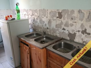 Eladó 50 m²-escsaládi ház Tököl, Aradi utca: 45'000'000 Ft