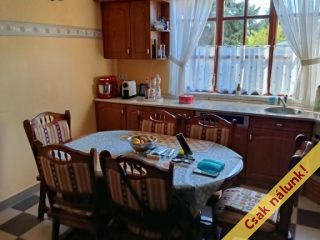 Eladó 160 m²-escsaládi ház Tököl, Dobó Katalin közeli utca: 136'000'000 Ft