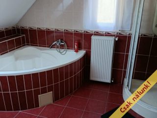 Eladó 160 m²-escsaládi ház Tököl, Dobó Katalin közeli utca: 136'000'000 Ft