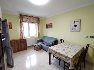 Kiadó 54 m²-estársasházi lakás Tököl, Duna utca: 220'000 Ft