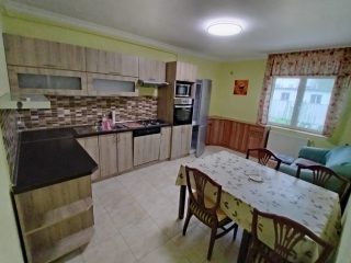 Kiadó 54 m²-estársasházi lakás Tököl, Duna utca: 220'000 Ft