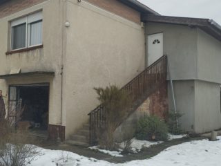 Eladó 98 m²-escsaládi ház Tököl, Főút közeli utca: 109'900'000 Ft