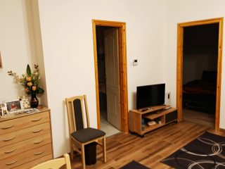 Eladó 70 m²-essorház Tököl, József Attila közeli utca: 79'000'000 Ft