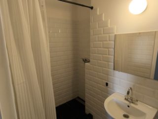 Kiadó 53 m²-estársasházi lakás Tököl, Mátyás király utca: 200'000 Ft