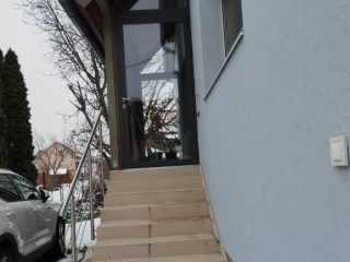 Eladó 234 m²-escsaládi ház Tököl, központban: 136'900'000 Ft