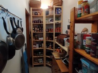 Eladó 234 m²-escsaládi ház Tököl, központban: 136'900'000 Ft