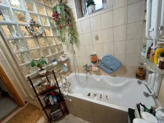 Eladó 315 m²-escsaládi ház Törökbálint, Kossuth Lajos utca: 325'000'000 Ft