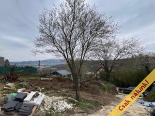 Eladó 110 m²-estársasházi lakás Törökbálint, Séta utca: 155'000'000 Ft