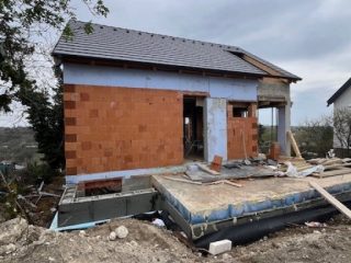 Eladó 110 m²-estársasházi lakás Törökbálint, Séta utca: 155'000'000 Ft