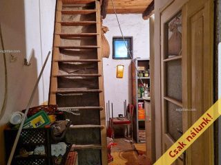 Eladó 83 m²-escsaládi ház Tura, Temető köz: 26'900'000 Ft