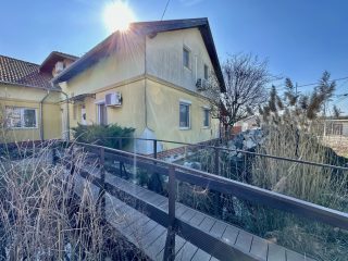 Eladó 101 m²-esházrész Üllő, Ócsai út: 83'900'000 Ft