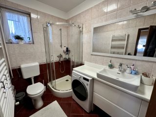 Eladó 101 m²-esházrész Üllő, Ócsai út: 83'900'000 Ft