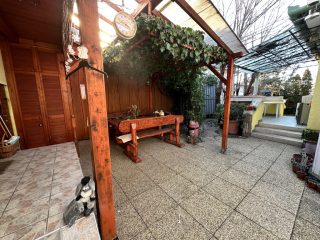 Eladó 220 m²-escsaládi ház Üllő, Többgenerációs: 135'000'000 Ft