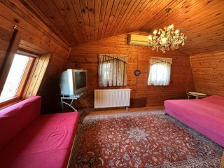 Eladó 220 m²-escsaládi ház Üllő, Többgenerációs: 135'000'000 Ft