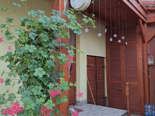 Eladó 220 m²-escsaládi ház Üllő, Többgenerációs: 135'000'000 Ft