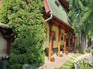 Eladó 220 m²-escsaládi ház Üllő, Többgenerációs: 135'000'000 Ft