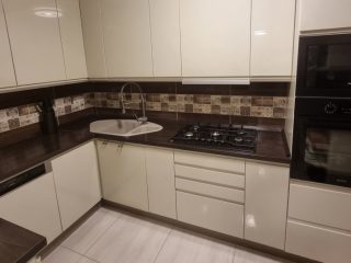 Eladó 320 m²-escsaládi ház Üllő, teljes körűen felújított: 257'900'000 Ft
