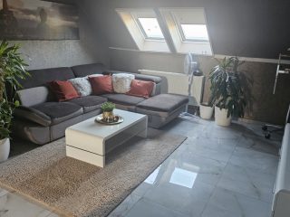 Eladó 320 m²-escsaládi ház Üllő, teljes körűen felújított: 257'900'000 Ft