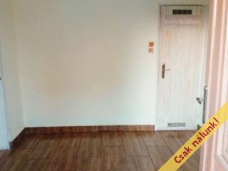 Eladó 50 m²-escsaládi ház Úri, Kossuth Lajos utca környéki utca: 25'500'000 Ft