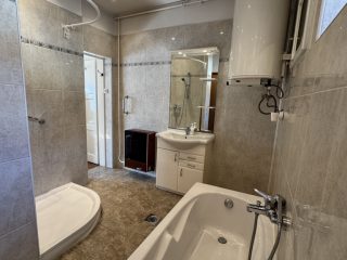 Eladó 68 m²-escsaládi ház Vác, Ág utca: 78'000'000 Ft