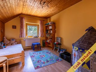 Eladó 185 m²-esikerház Vác, Bauer Mihály utca: 134'000'000 Ft