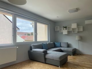 Eladó 88 m²-estársasházi lakás Vác, Cházár András utca: 97'242'000 Ft