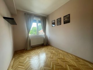 Eladó 88 m²-estársasházi lakás Vác, Cházár András utca: 97'242'000 Ft