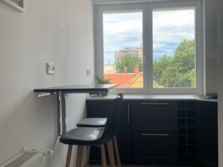 Eladó 88 m²-estársasházi lakás Vác, Cházár András utca: 97'242'000 Ft