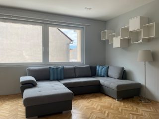 Eladó 88 m²-estársasházi lakás Vác, Cházár András utca: 97'242'000 Ft