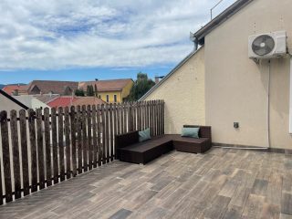 Eladó 88 m²-estársasházi lakás Vác, Cházár András utca: 97'242'000 Ft