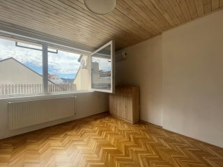 Eladó 88 m²-estársasházi lakás Vác, Cházár András utca: 97'242'000 Ft