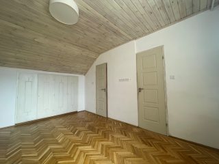 Eladó 88 m²-estársasházi lakás Vác, Cházár András utca: 97'242'000 Ft