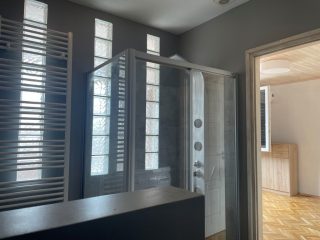 Eladó 88 m²-estársasházi lakás Vác, Cházár András utca: 97'242'000 Ft