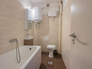 Kiadó 45 m²-estársasházi lakás Vác, Cserhát utca: 190'000 Ft
