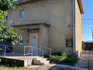 Eladó 85 m²-esikerház Vác, Cserje utca: 89'900'000 Ft