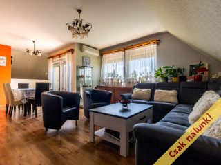 Eladó 82 m²-estársasházi lakás Vác, Cserje utca: 124'900'000 Ft