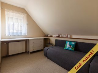 Eladó 82 m²-estársasházi lakás Vác, Cserje utca: 124'900'000 Ft