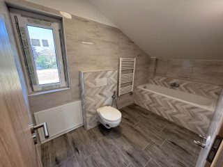 Eladó 102 m²-esikerház Vác, Csősz utca: 94'900'000 Ft