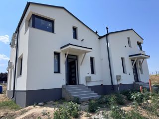 Eladó 102 m²-esikerház Vác, Csősz utca: 89'500'000 Ft