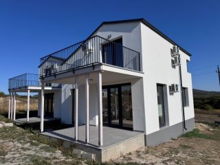 Eladó 102 m²-esikerház Vác, Csősz utca: 89'500'000 Ft