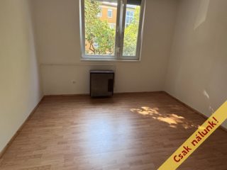 Eladó 55 m²-estársasházi lakás Vác, Degré Alajos utca: 61'500'000 Ft