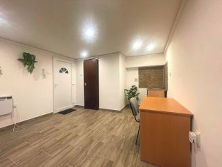 Kiadó 33 m²-esegyéb üzlethelyiség Vác, Dr.Csányi László körút: 150'000 Ft