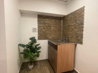 Kiadó 33 m²-esegyéb üzlethelyiség Vác, Dr.Csányi László körút: 150'000 Ft