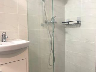 Kiadó 33 m²-esegyéb üzlethelyiség Vác, Dr.Csányi László körút: 150'000 Ft