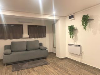 Kiadó 33 m²-estársasházi lakás Vác, Dr.Csányi László körút: 150'000 Ft