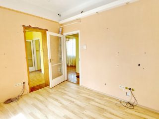 Eladó 129 m²-escsaládi ház Vác, Dunapart közeli: 144'999'000 Ft