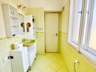 Eladó 129 m²-escsaládi ház Vác, Dunapart közeli: 144'999'000 Ft