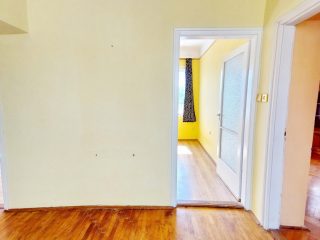 Eladó 129 m²-escsaládi ház Vác, Dunapart közeli: 144'999'000 Ft